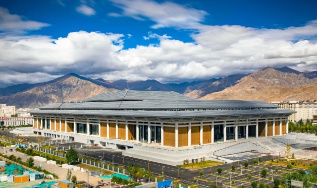 世界屋脊上的“文明新地标”！西藏大剧院正式启用